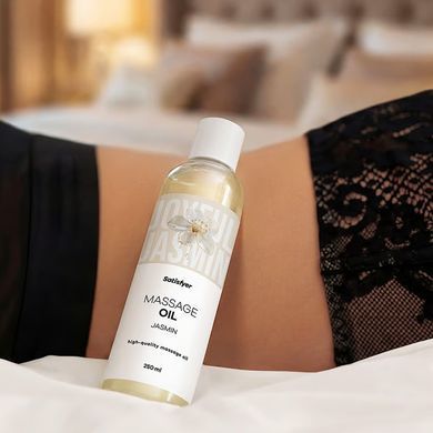 Розпродаж!!! Масажна олія Satisfyer Massage Oil Jasmin 250 мл (термін 30.04.2027) &mdash; купити в інтим-бутику EroticToys