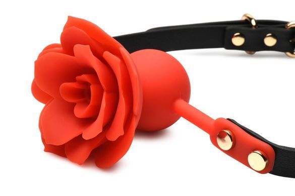 Силіконовий кляп з трояндою Master Series: Blossom Silicone Rose Gag &ndash; Red &mdash; купити в інтим-бутику EroticToys