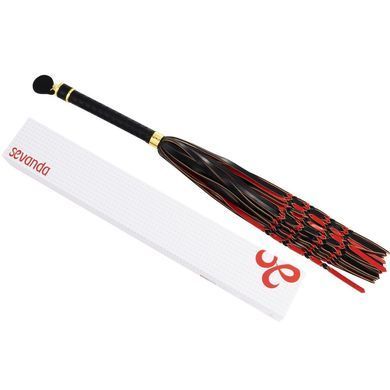 Флогер LOCKINK SEVANDA Red & Black Braided Tail Flogger, червоно-чорний, хвости з вузликами &mdash; купити в інтим-бутику EroticToys