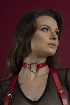 Чокер з кільцем Feral Feelings - O-Ring Collar червоний, натуральна шкіра &mdash; купити в інтим-бутику EroticToys